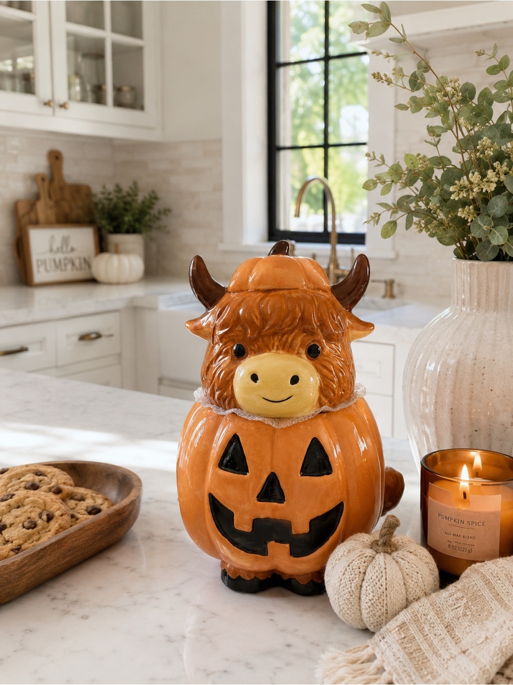 Jack O’ Lantern Lane Highland Cow Pumpkin Halloween Ceramic Cookie Jar